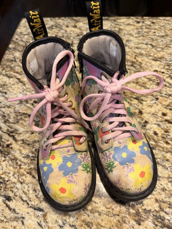 Dr. Martens Other - Dr. Martens Floral Print Lace-Up Combat Boots with Pink Laces